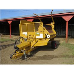 HAYBUSTER 256 PLUS II BALE PROCESSOR