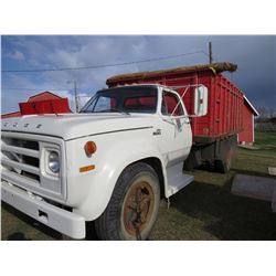 1974 DODGE GRAIN TRUCK