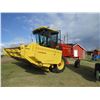 Image 3 : NEW HOLLAND 2450 WINDROWER
