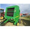 Image 2 : JOHN DEERE 567 ROUND BALER