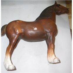VINTAGE LARGE TOY HORSE STAMPED *BREYER MOLDING CO-USA* HAS 1 BROKEN EAR!! TOY CAME OUT OF SAFE!!