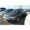Image 1 : 01 Volkswagen Passat New  4dr Sedan - LS - DRIVE MC TP