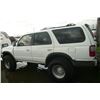 Image 4 : 98 Toyota 4Runner 4 Dr  4WD SUV - ST - DRIVE
