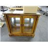 Image 1 : Curio Cabinet