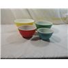 Image 1 : LOT 4 VINTAGE PYREX MIXING BOWLS