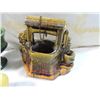 Image 2 : LOT 5 SMALLER VINTAGE MCCOY PLANTERS