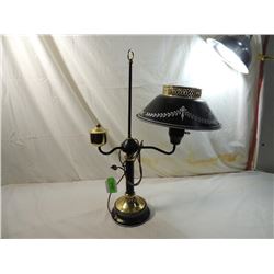 VINTAGE METAL STUDENT LAMP