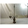Image 2 : VINTAGE BRASS STUDENT LAMP