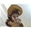 Image 2 : 16" RENAISSANCE PORCELAIN DOLL