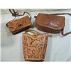 Image 1 : LOT 3 VINTAGE LEATHER TOOLING PURSE