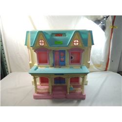 FISHER PRICE DOLL HOUSE