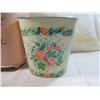 Image 2 : LOT 2 VINTAGE SMALL METAL TRASH CAN