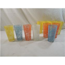 LOT 11 ASSORTED SPAGHETTI STRING GLASSES