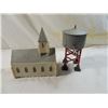 Image 1 : LOT 2 LIONEL TRAIN CHURCH & TOWER