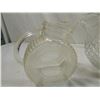 Image 2 : LOT 4 VINTAGE GLASS PITCHERS