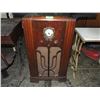 Image 1 : VINTAGE CORONADO STANDING RADIO