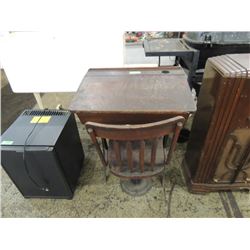 ANTIQUE CHILDRENS SCHOOL DESK