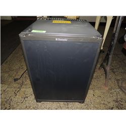 SMALL DOMETIC MINI FRIDGE
