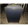 Image 1 : SMALL DOMETIC MINI FRIDGE
