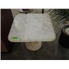 Image 1 : SMALL MARBLE PEDESTAL SIDE TABLE
