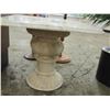 Image 2 : SMALL MARBLE PEDESTAL SIDE TABLE