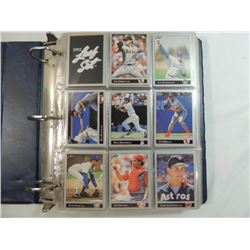 1992 LEAF BASEBALL PLAYER CARDS BINDER
