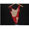 Image 2 : BAYWATCH CARMEN ELECTRA WORN BATHING SUIT SCREEN USED IN RESCUE SCENES