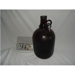 VAN HELSING SCREEN USED CHEMICAL BOTTLE FROM VATICAN LAB