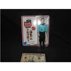 BIG BANG THEORY SHELDON COOPER DOLL MISPRINT AS LEONARD HOFSTADTER