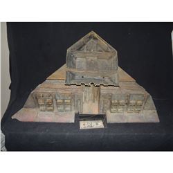 STARGATE SCREEN MATCHED HERO LIGHTED ANIMATRONIC PYRAMID SHIP OF RA PIECE 1