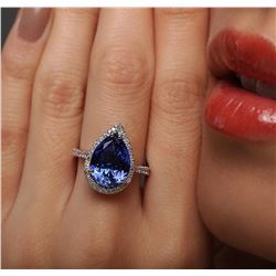 14KT White Gold 5.93 ctw Tanzanite and Diamond Ring