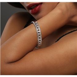 18KT White Gold 1.43 ctw Diamond Bangle Bracelet