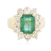 Image 1 : 14KT Yellow Gold 1.95 ctw Emerald and Diamond Ring