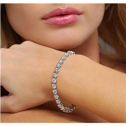 18KT White Gold 9.67 ctw Diamond Tennis Bracelet