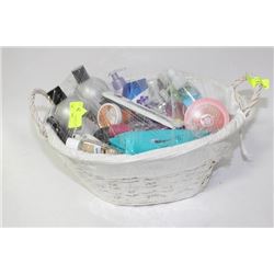 BEAUTY BASKET