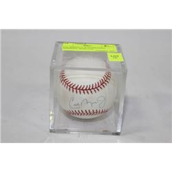 CAL RIPKEN Jr AUTOGRAPHED BASEBALL WITH COA