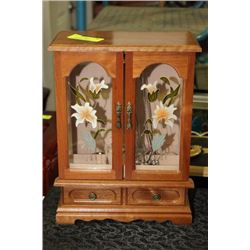 LIGHT BROWN FLOWERED JEWELERY BOX FILLED