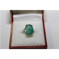 #3 14KT GOLD EMERALD 4.2CT RING SIZE 6.25
