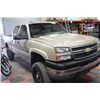 Image 8 : 2005 CHEVROLET SILVERADO LT 2500
