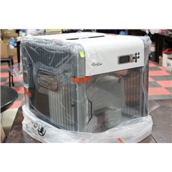 BRAND NEW DAVINCI 3-D PRINTER