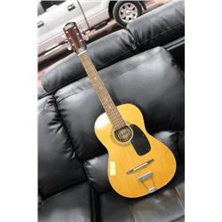 DANA GUITAR 1/2 SIZE GUITAR, BLONDE WITH BAG