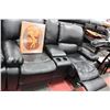 Image 2 : BLACK LEATHER RECLINING SOFA W CONSOLE LOVE SEAT