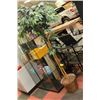 Image 1 : SHOWHOME ARTIFICIAL TREE