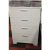 Image 1 : 4 DRAWER WHITE DRESSER  31x15x46T