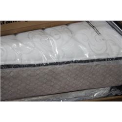 QUEEN SIZE SEALY  MATTRESS W BOXSPRING