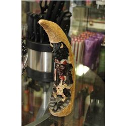 NATIVE BUFFALO HORN STYLE ORNAMENT