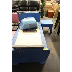 TODDLER BED W/ 1 NIGHT STAND ON CHOICE: BLUE
