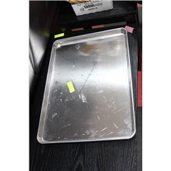COMMERCIAL BAKING SHEET - 26"LX18"W