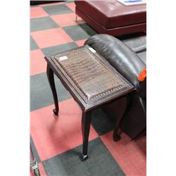 SNAKE PATTERN STYLE SOFA  TABLE