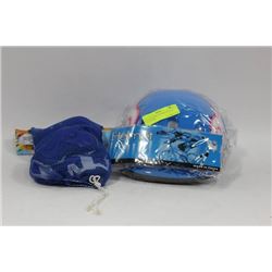 SET OF HELMET & KNEE PADS AS THEY COME